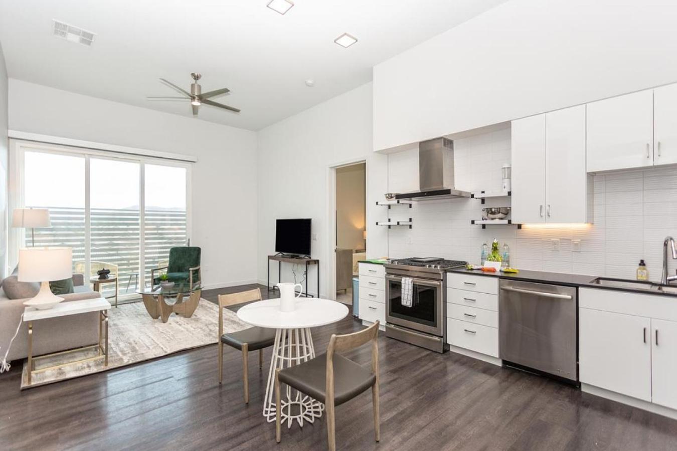 Landing - Modern Apartment With Amazing Amenities Las Vegas Eksteriør billede